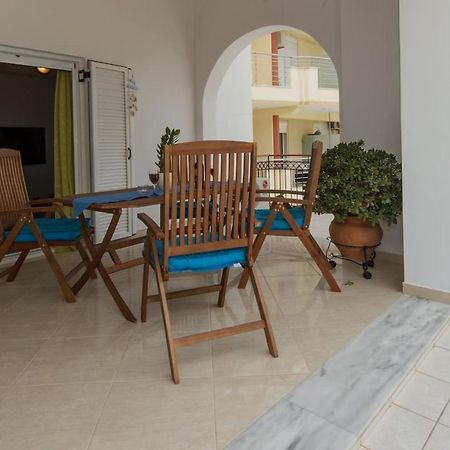 Thano'S Stylish Flat Just 150M To The Beach Faraí 외부 사진