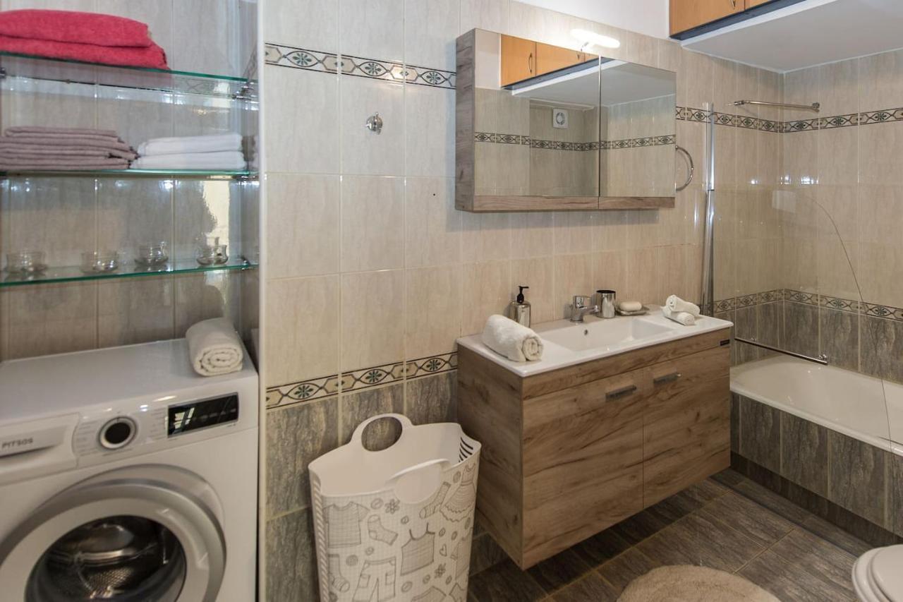 Thano'S Stylish Flat Just 150M To The Beach Faraí 외부 사진